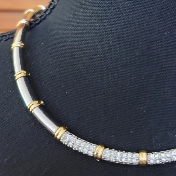 NWT Avenue Bamboo Bar Necklace with Earrings Set - Picture 3 of 9